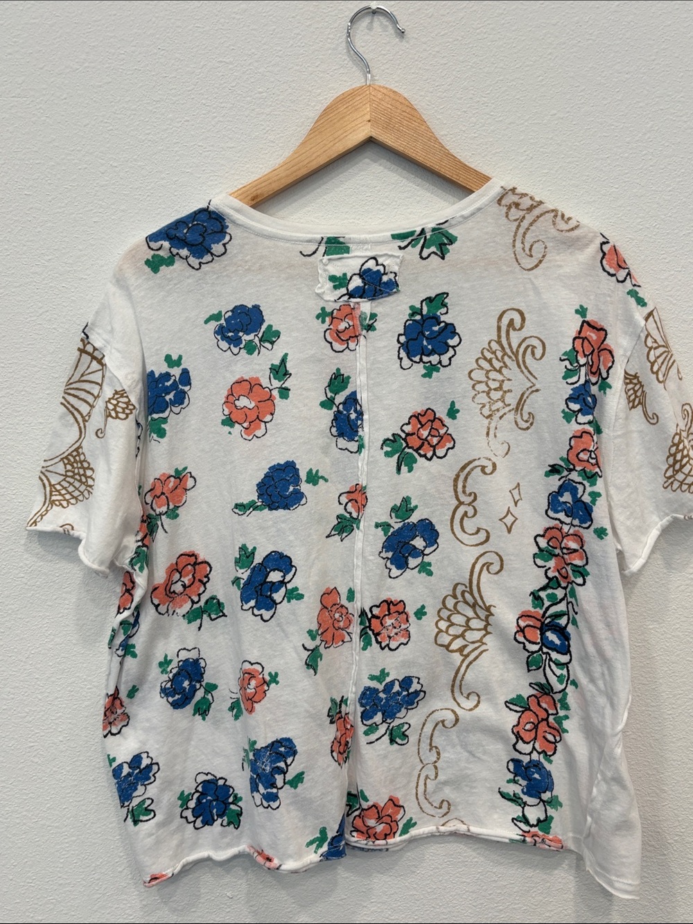 Free People We The Free Women’s White Floral Short-Sleeve Tee Size M - Picture 5 of 8